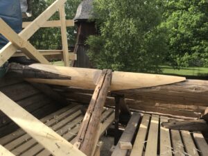 Taklagsomläggning